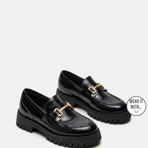 Steve Madden Lando black loafer (women’s)- never worn. Size 5.5